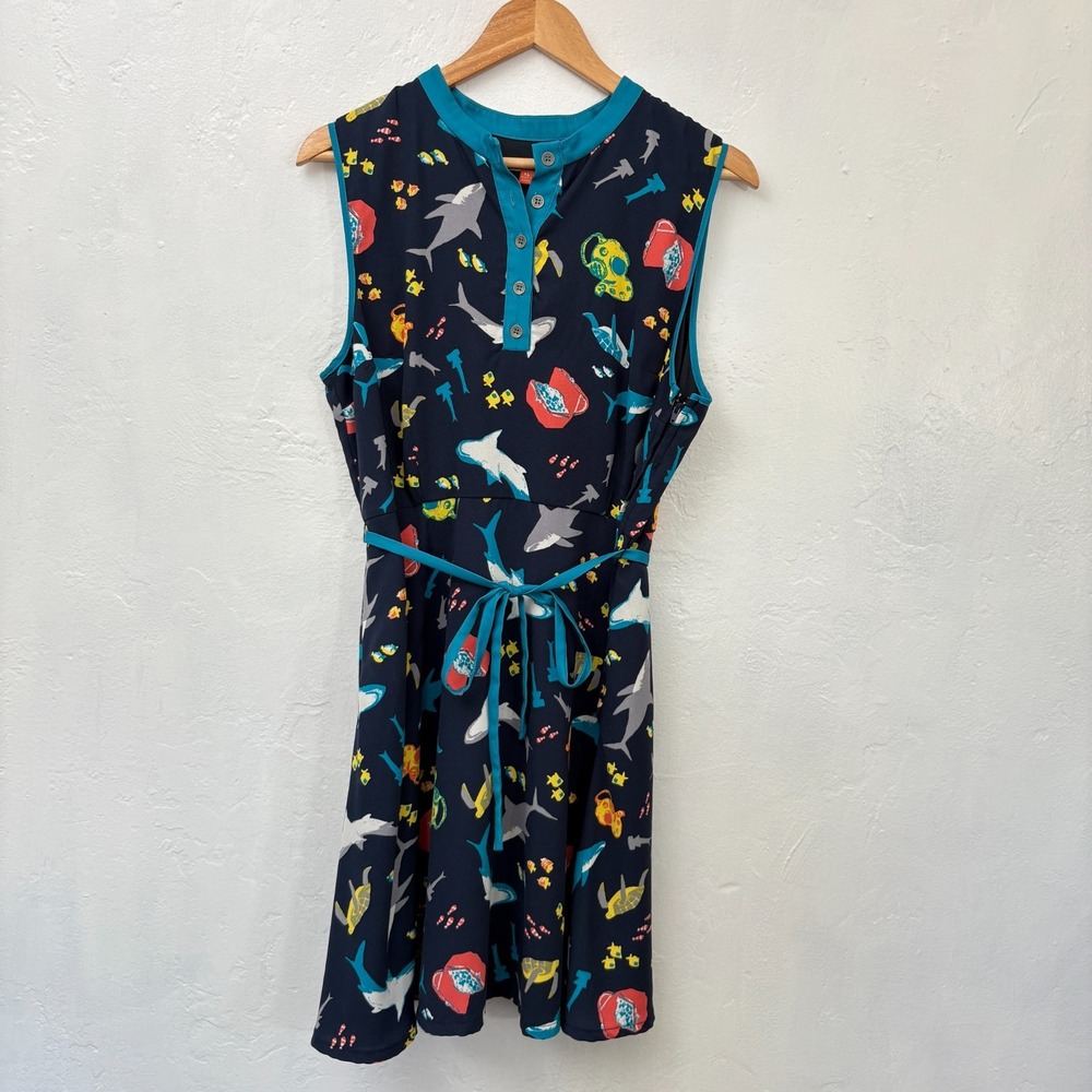 Modcloth Field Questions Marine Life Shark Dress Women Size XL Blue Sleeveless